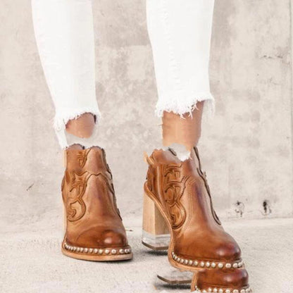 Chaussure féminine séduisante